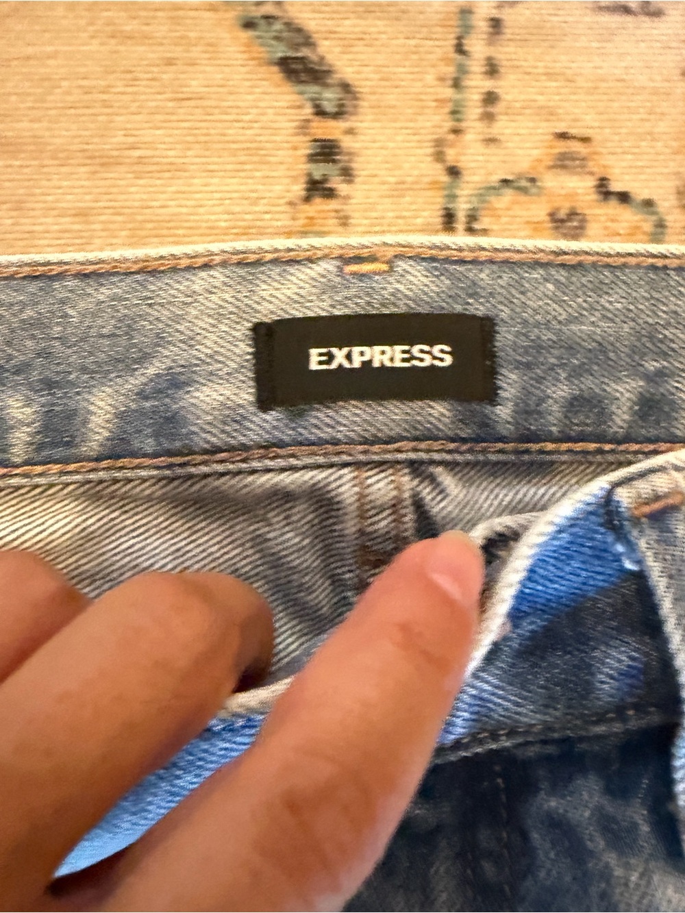 EXPRESS Straight Ankle High Rise Ripped Jeans - Picture 7 of 9